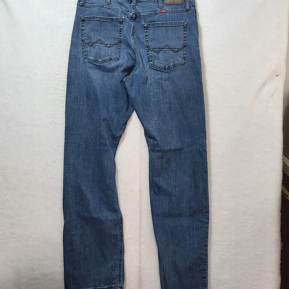 Wrangler Mens Relaxed Bootcut Jeans Medium Wash Premium‎ Quality Denim 34w